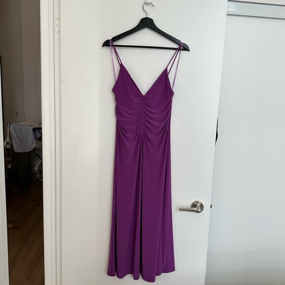 Zara Midi Dress with Ruching in Purple | M - Picture 3 of 6